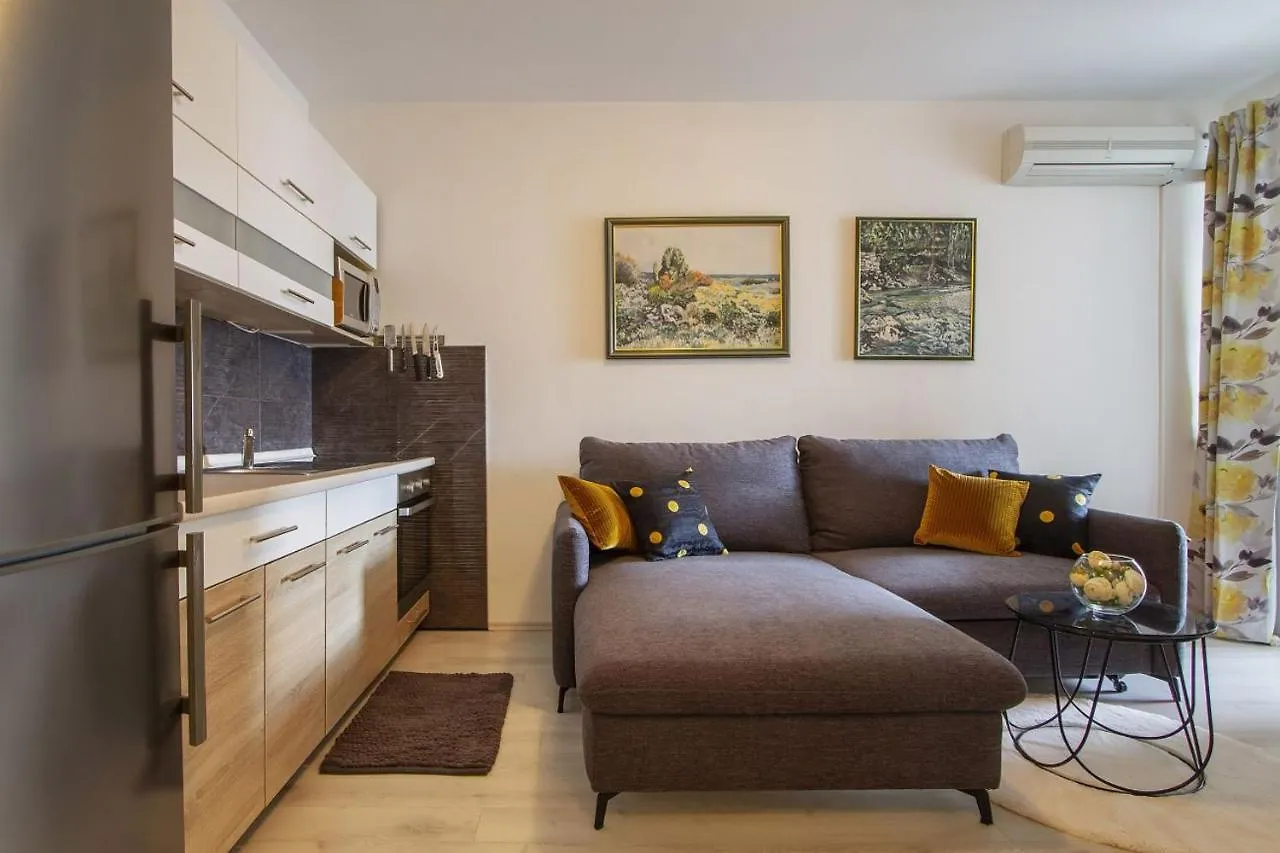 Apartman Seka Njivice 0*,  Croatia